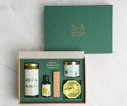 Daivik Moringa Women Beauty Gift Set | Pack Of 4 - Moringa Powder Bottle 120g, Cold Pressed Moringa Seed Oil 30ml, Aloe Moringa Gel 110g With 1 Face & Body Bar In Our Signature Gift Box