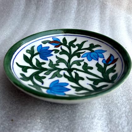 Wall hanging decorative plate