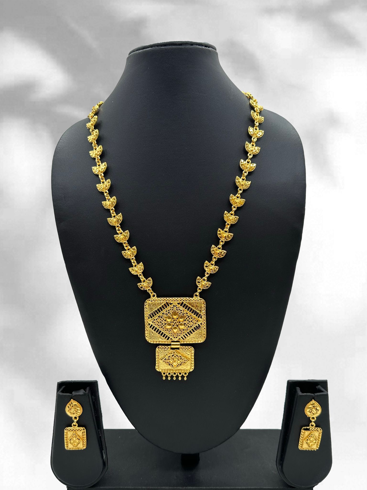 ACAS | Women's Designer Necklace Set