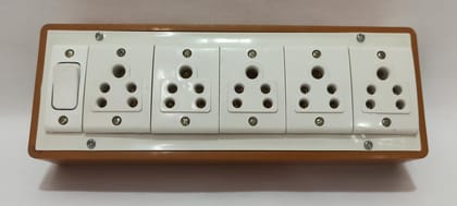 6A 5 Sockets (5 Pin Socket) & 1 Switch Extension Box without Wire