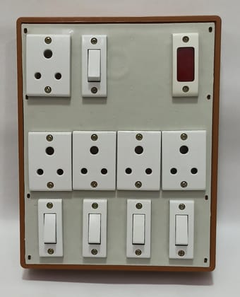 6A 5 Sockets (3 Pin Socket) & 5 Switch Extension Box with Indicator, 6A Plug & 15m Wire