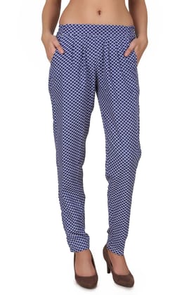 One femme Women's Argyle Print Tapered Pleated Pants