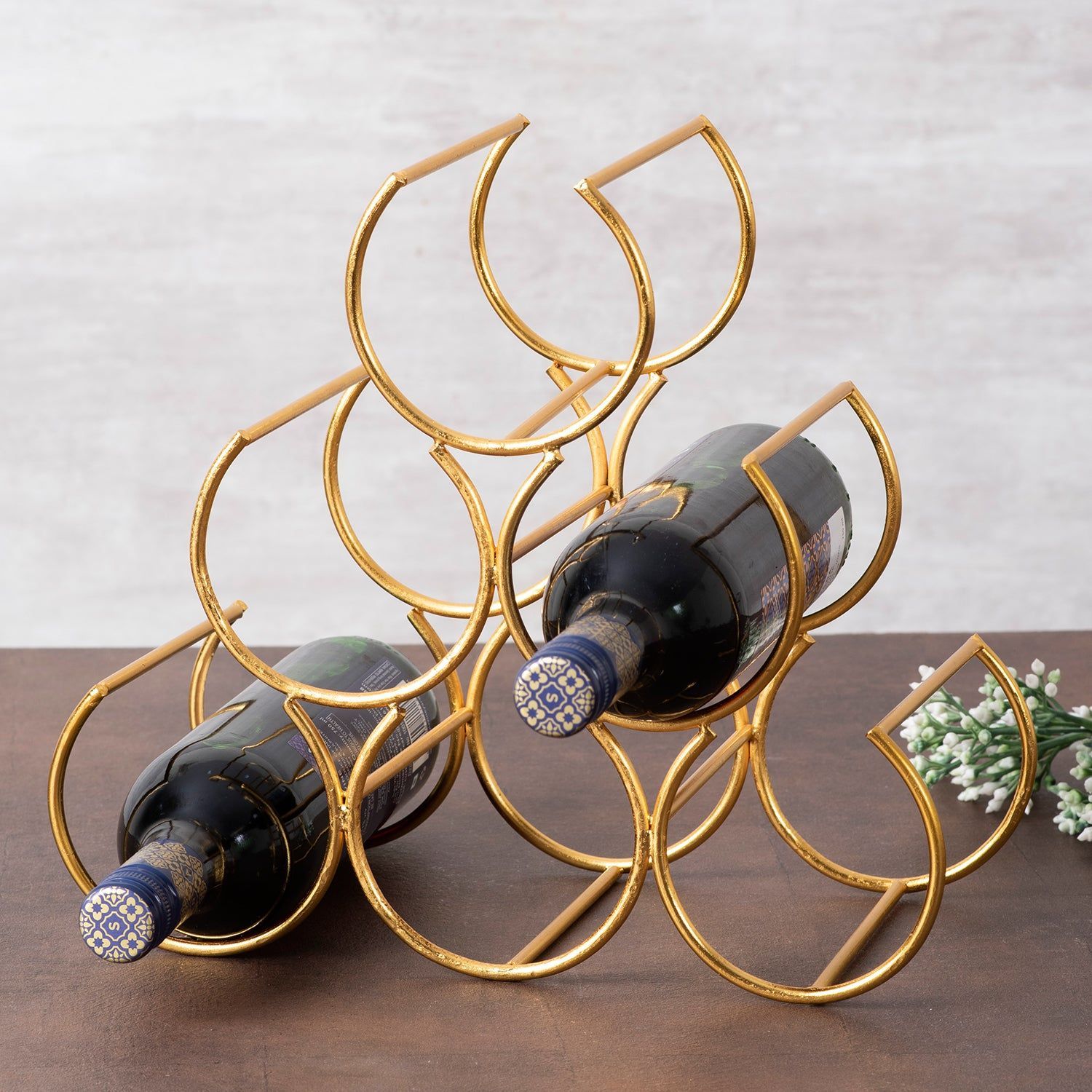 Genus Horseshoe 6 Bottle Wine Rack in Gold Color