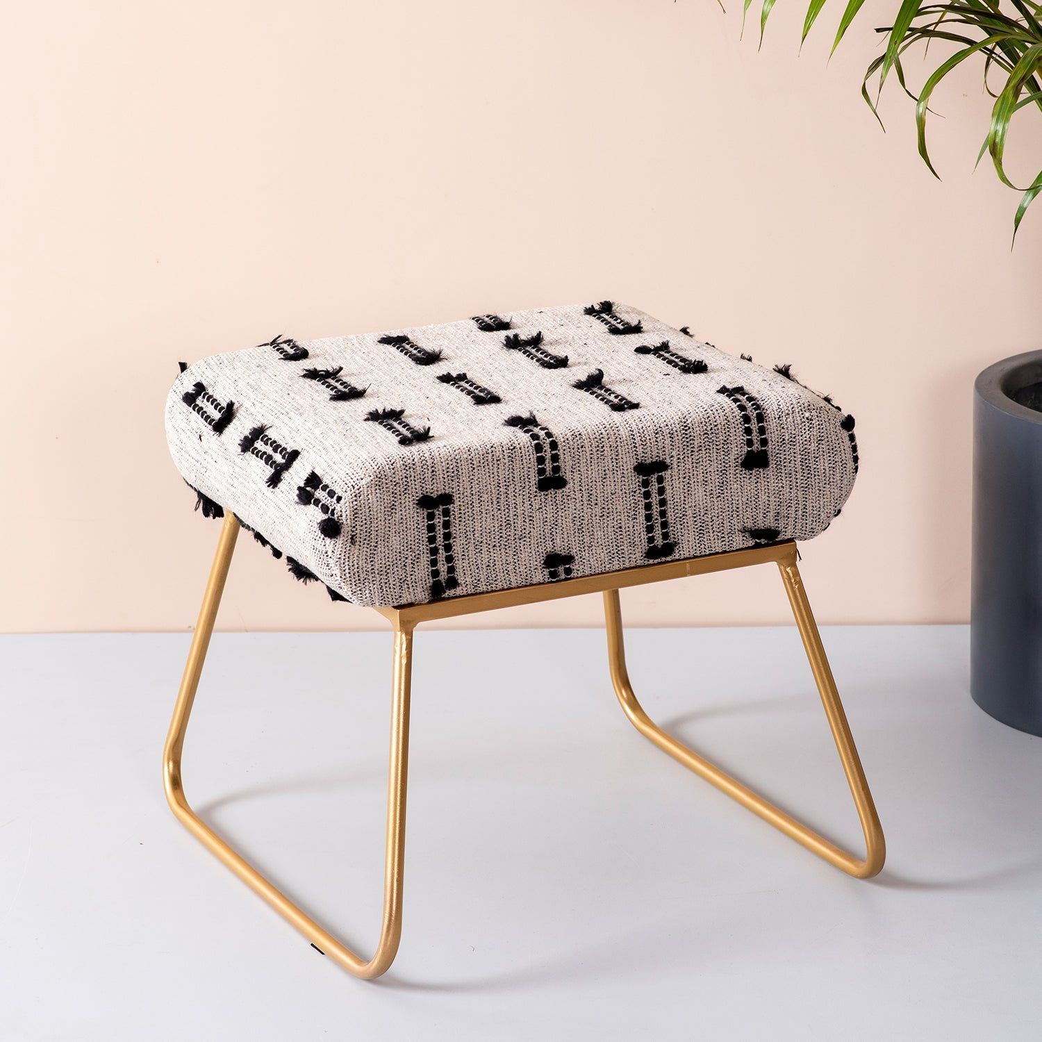 Bohemian Jacquard Metallic Stool in Black & Off White Color