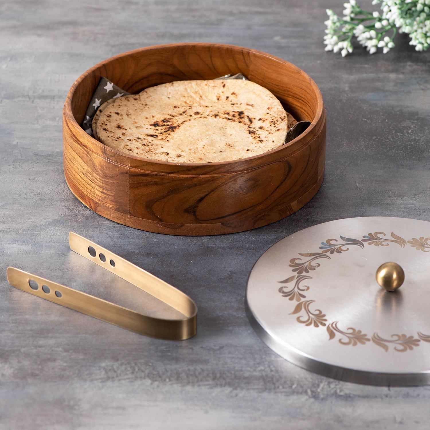 Inscribe Acacia Wood Roti Box with Tong - Silver