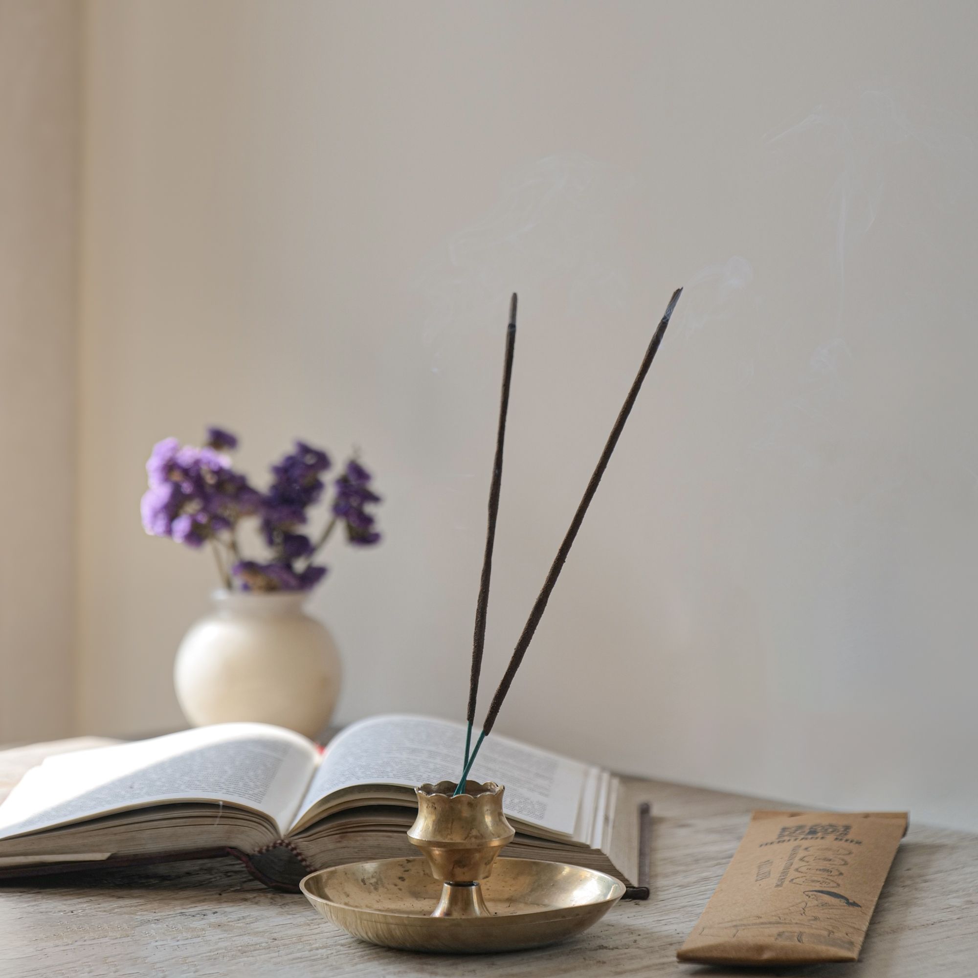 Amber and Oudh Incense Stick