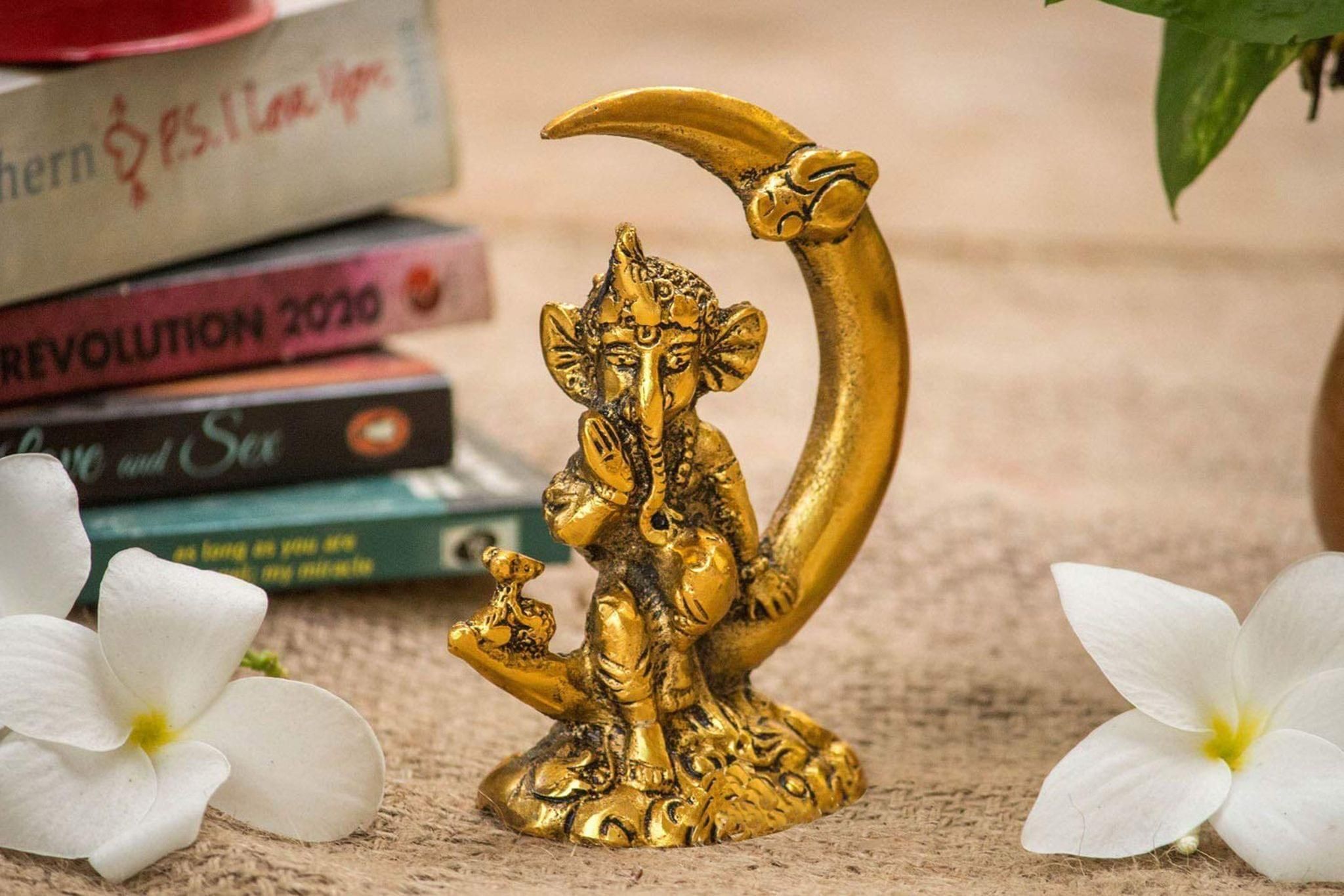 Aluminium Showpiece Ganesh Ji God Idol Sitting On Moon - 3.5*2*4.5 inch (AS286 G)