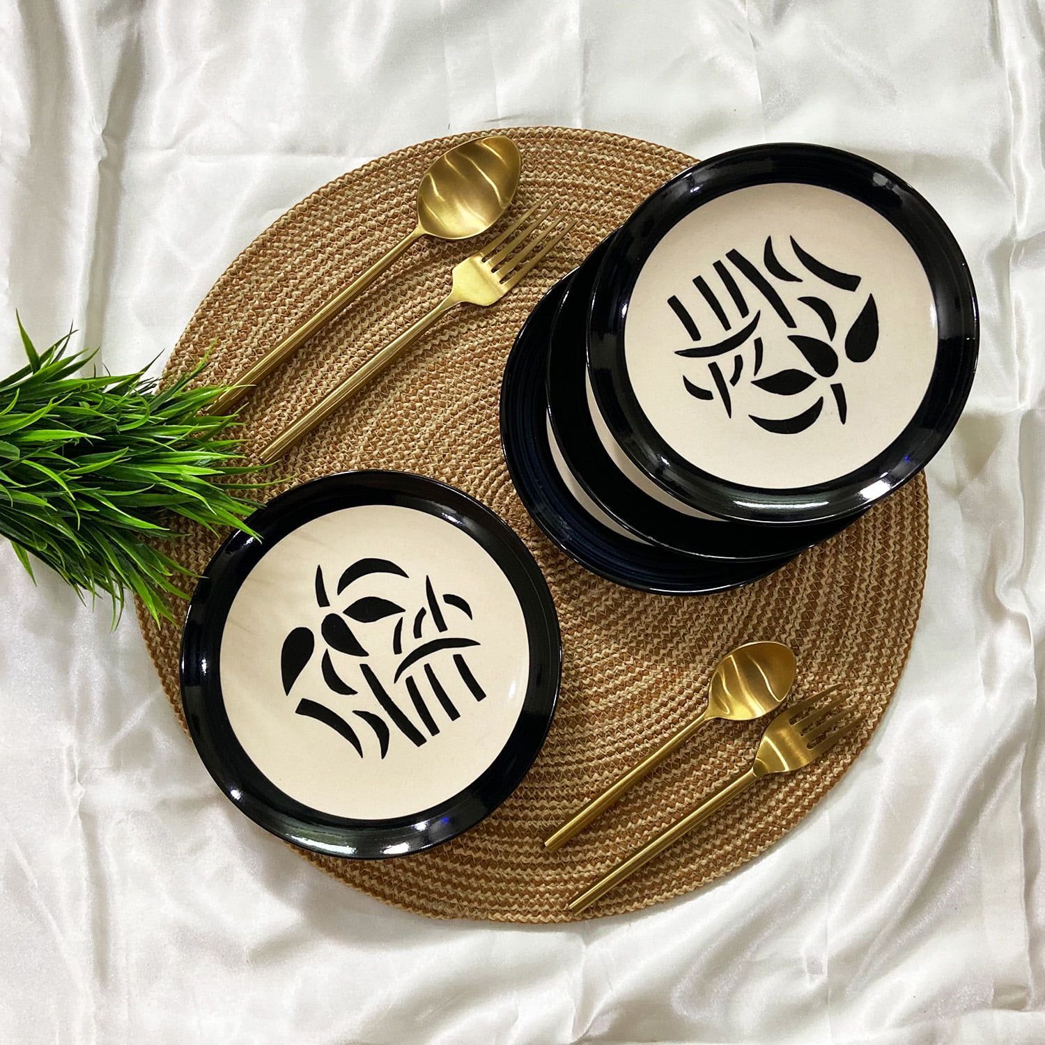 Ceramic Dining Black & Off-White Hand-Painted Ceramic 7Inchs Quarter Plates Set of 4