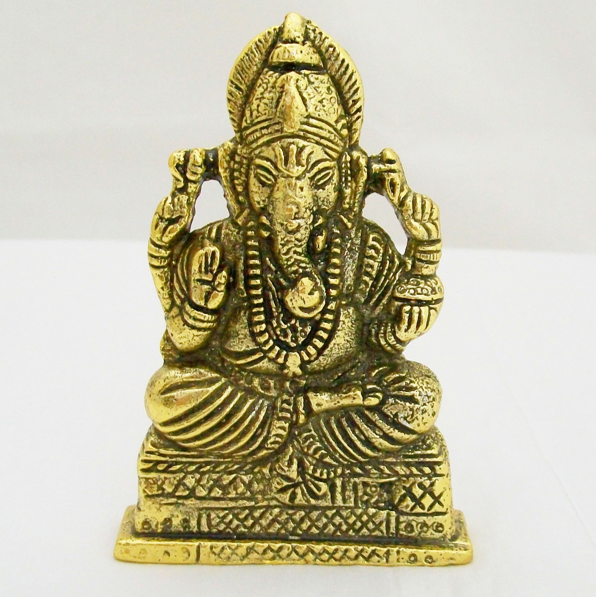 SunAstro Ganesh Ganapati Idol Figurines for Home Decor Puja Temple Decoration Gift Item Murti for Entrance Aluminium Metal 3 inch Car Dashboard Golden