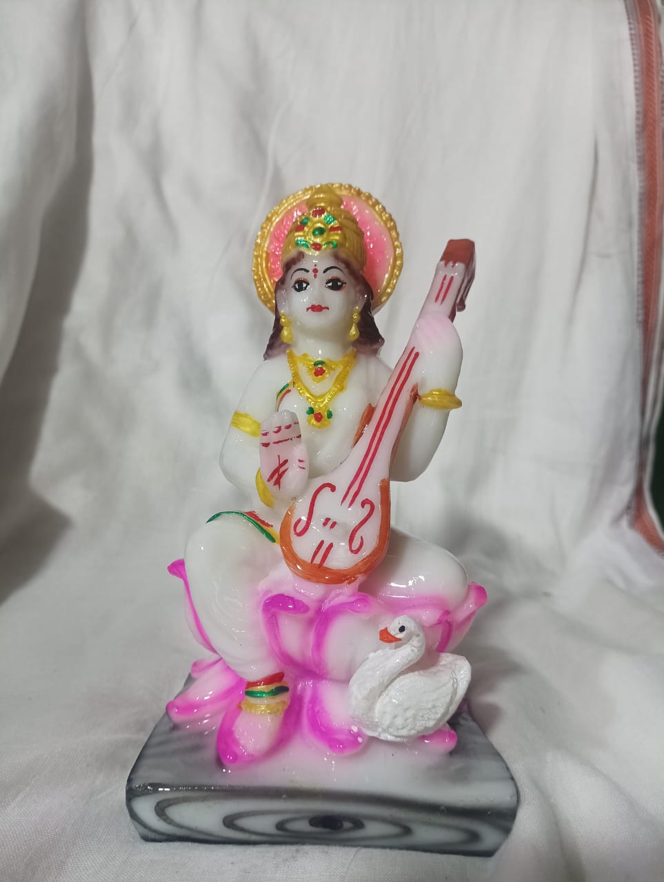 SARASWATI IDOL