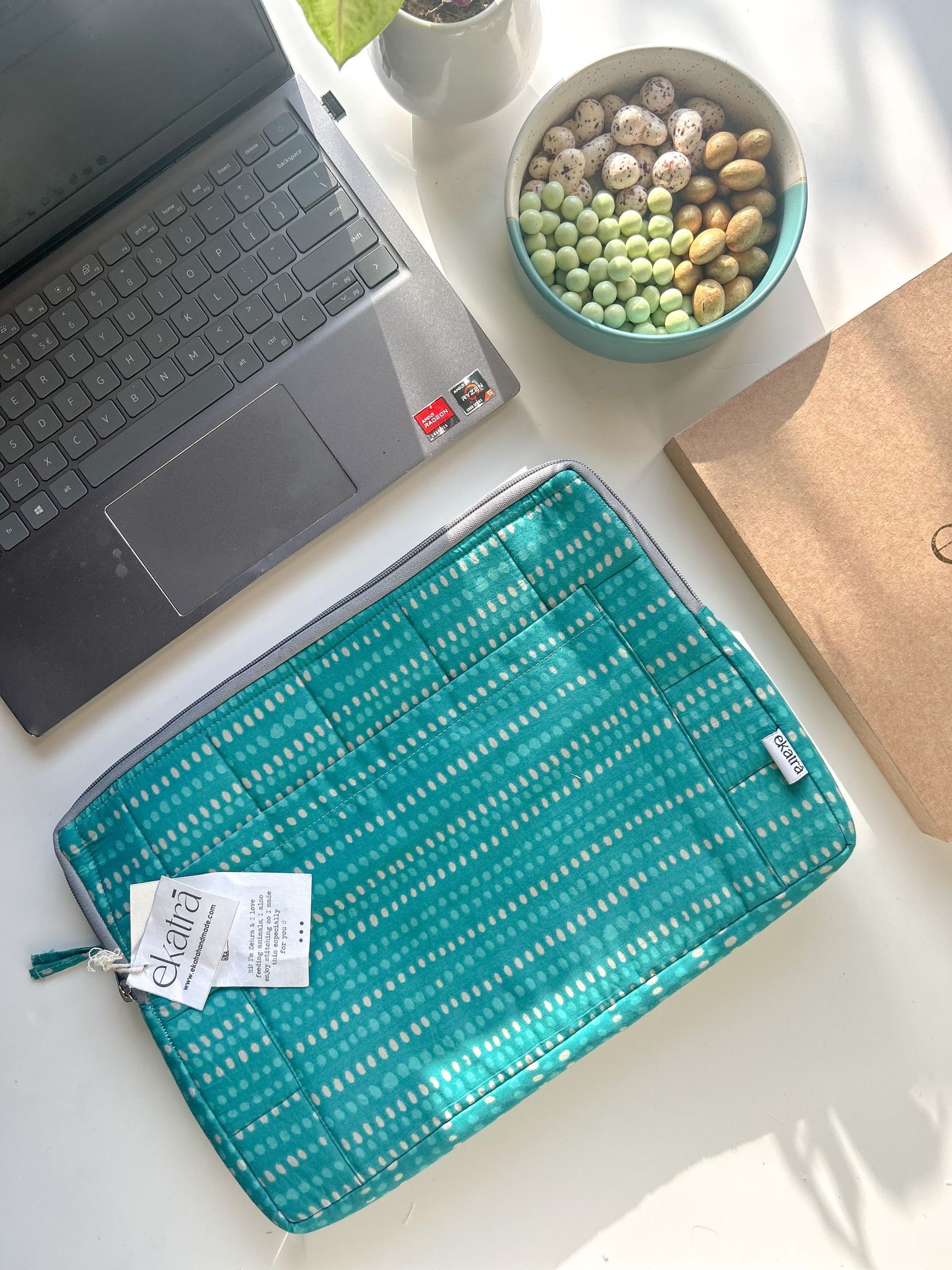 Sustainable Handmade Cotton Laptop Sleeve/Laptop Cover by Ekatra - Teal dots