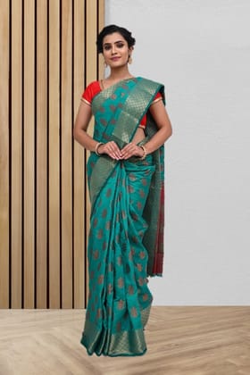 Rama Green Semi Silk Saree With Modish Design