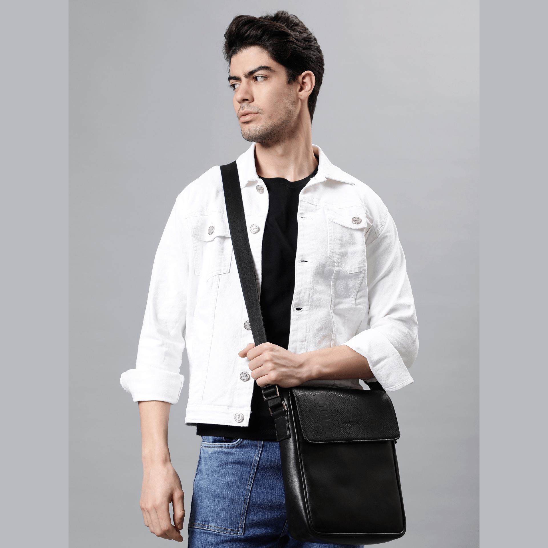 The Harvey Sling bag for Men L (Black)