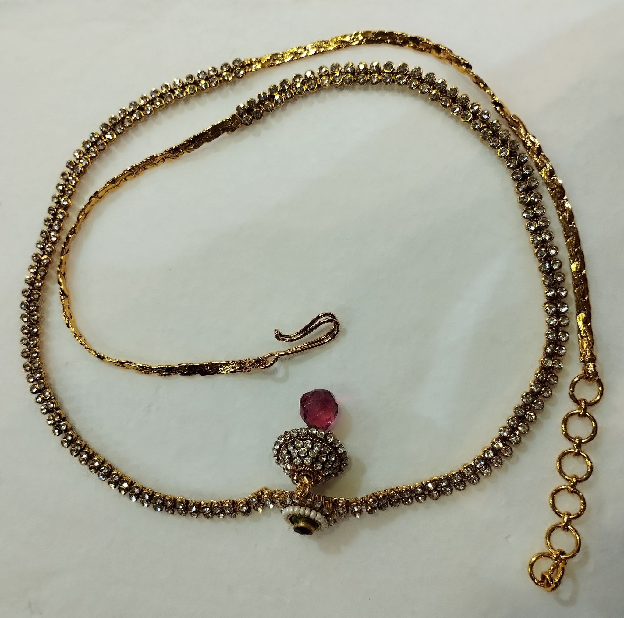 JAZZY GOLD STONE ANTIQUE WRIST CHAIN