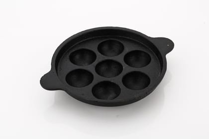 PREETCOOKWARE Cast Iron Paniyaram Appam Pan, Paniyarakkal, Appe ponganalu Pan Chatti Paddu Maker Cast Iron 7 Cavity Induction Base Without Lid