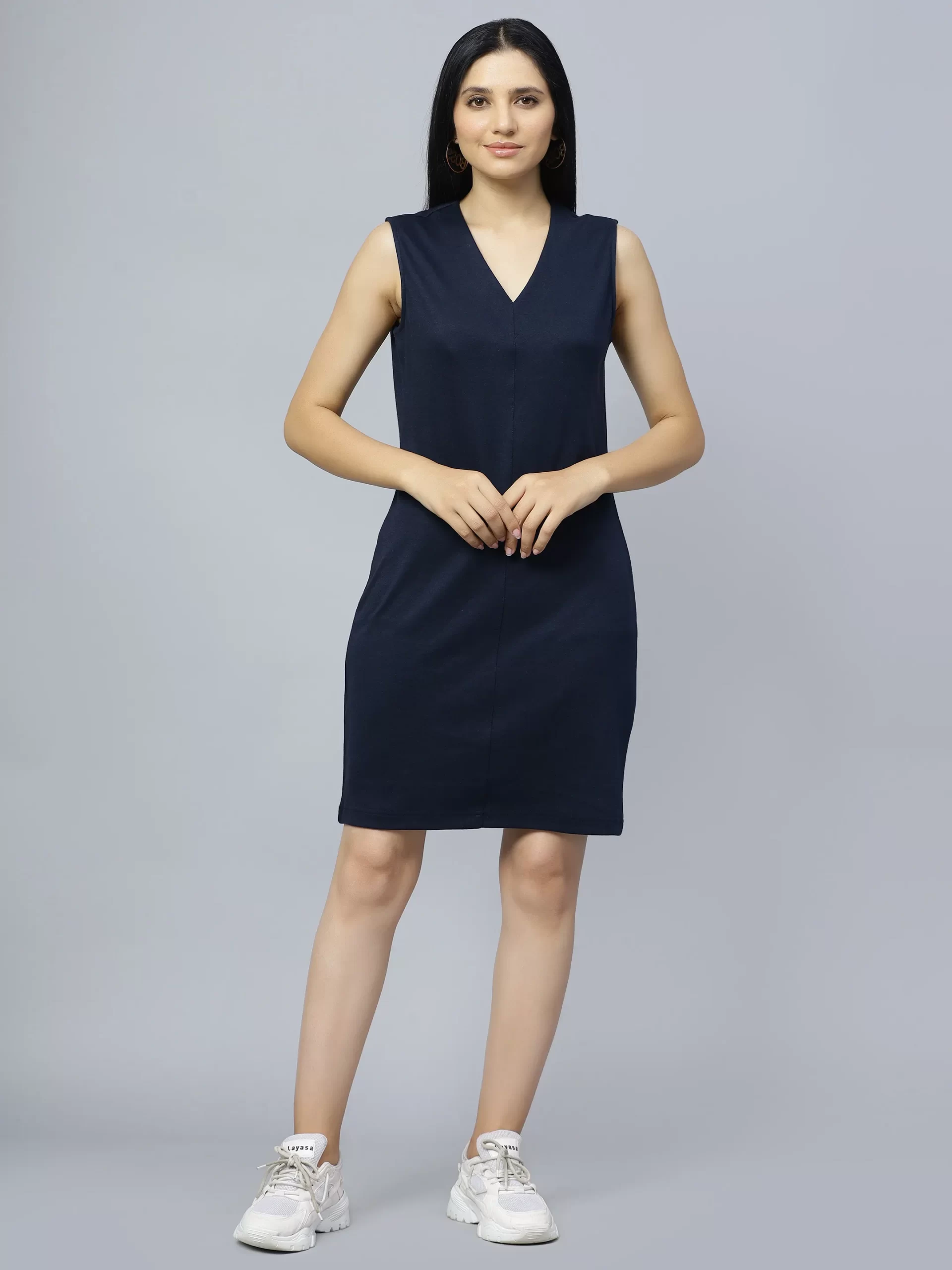 V Neck Sleeveless Knee length Knits Dress in Blue colour