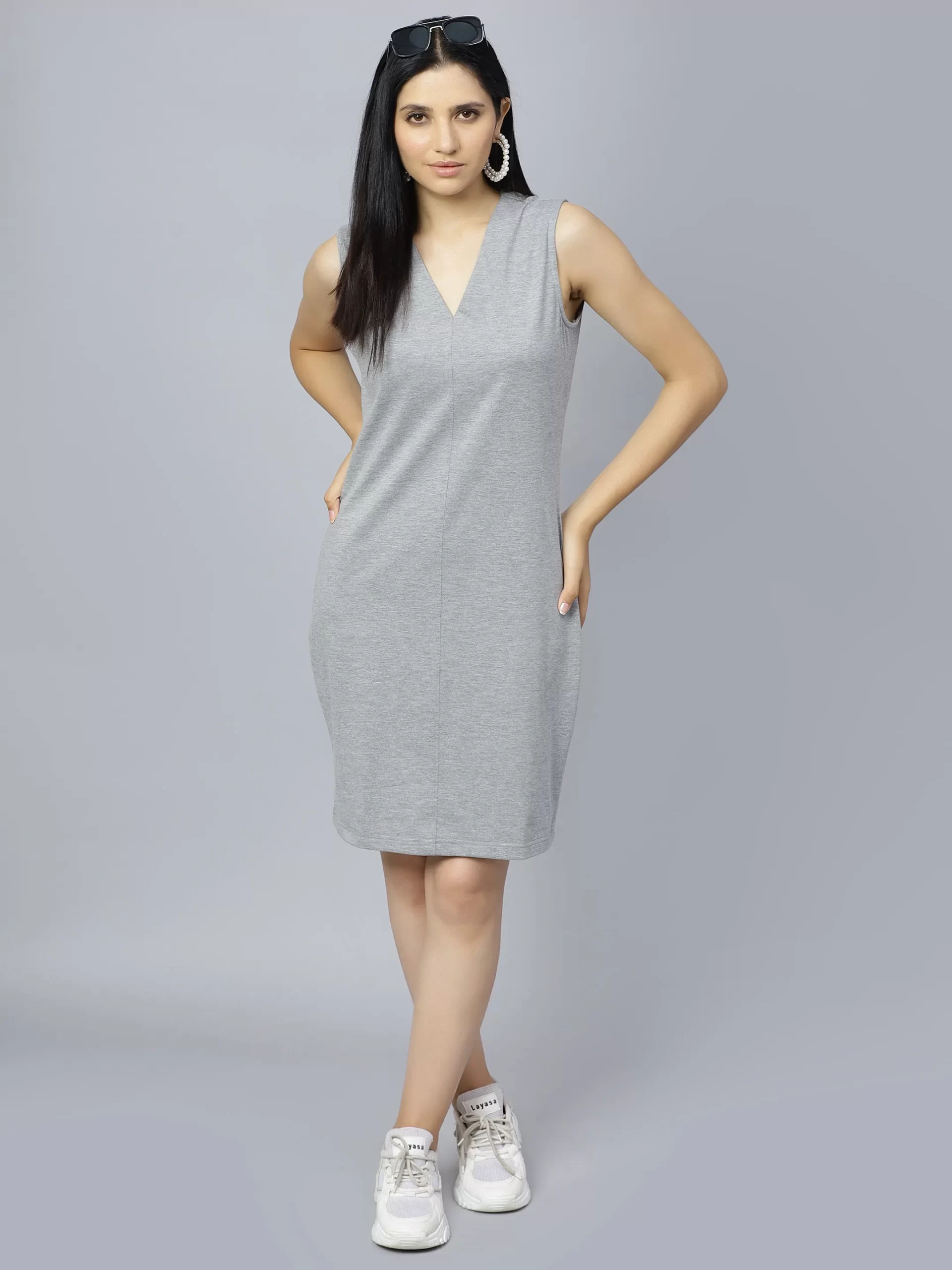 V Neck Sleeveless Knee length Knits Dress in Grey colour