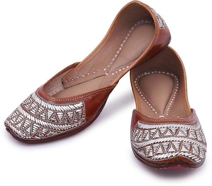 HEER Women's Traditional Embroidered Rajasthani Juti | Handmade Latest Stylish Mojari Punjabi Jutti Silver Tri