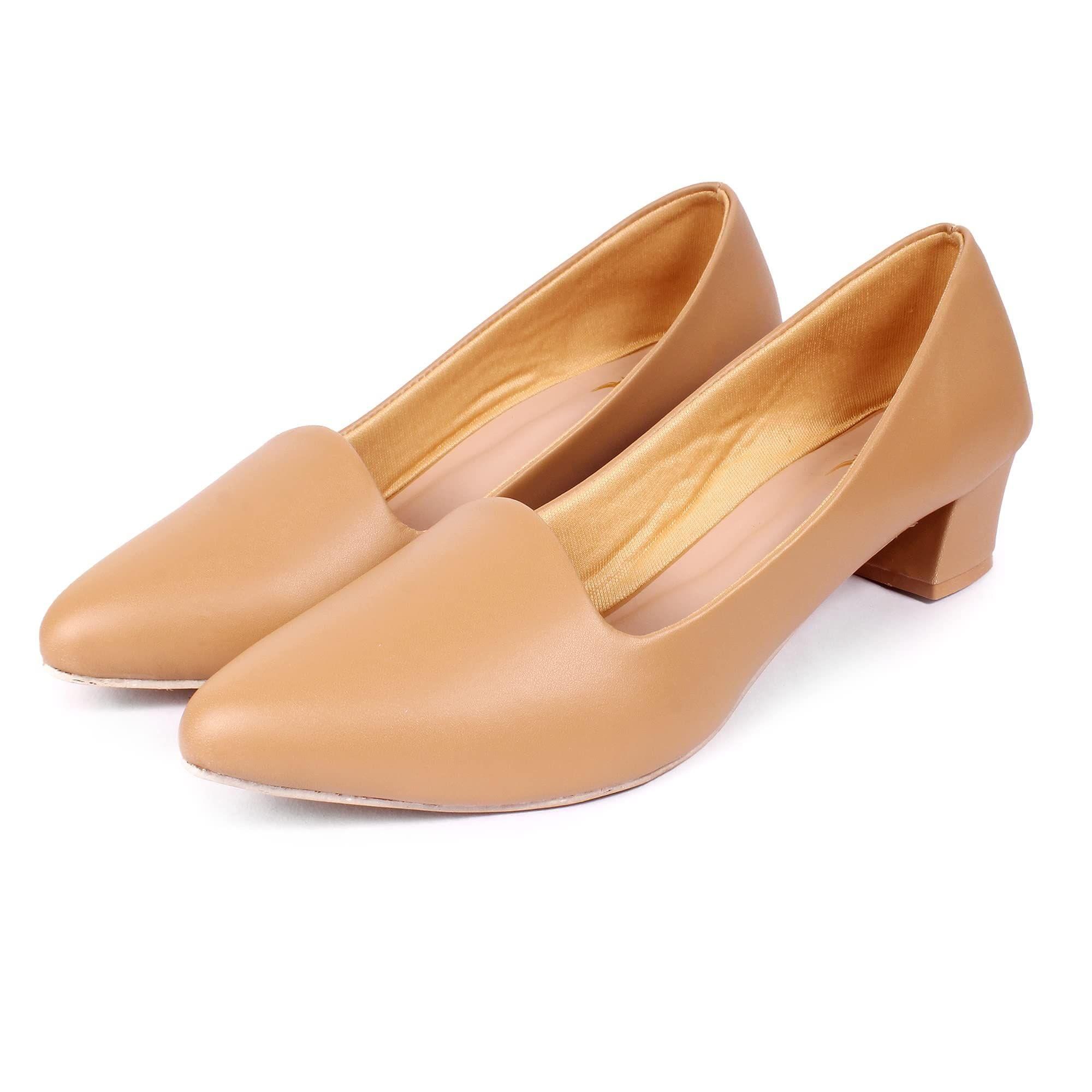 Women Heel Pump Beige