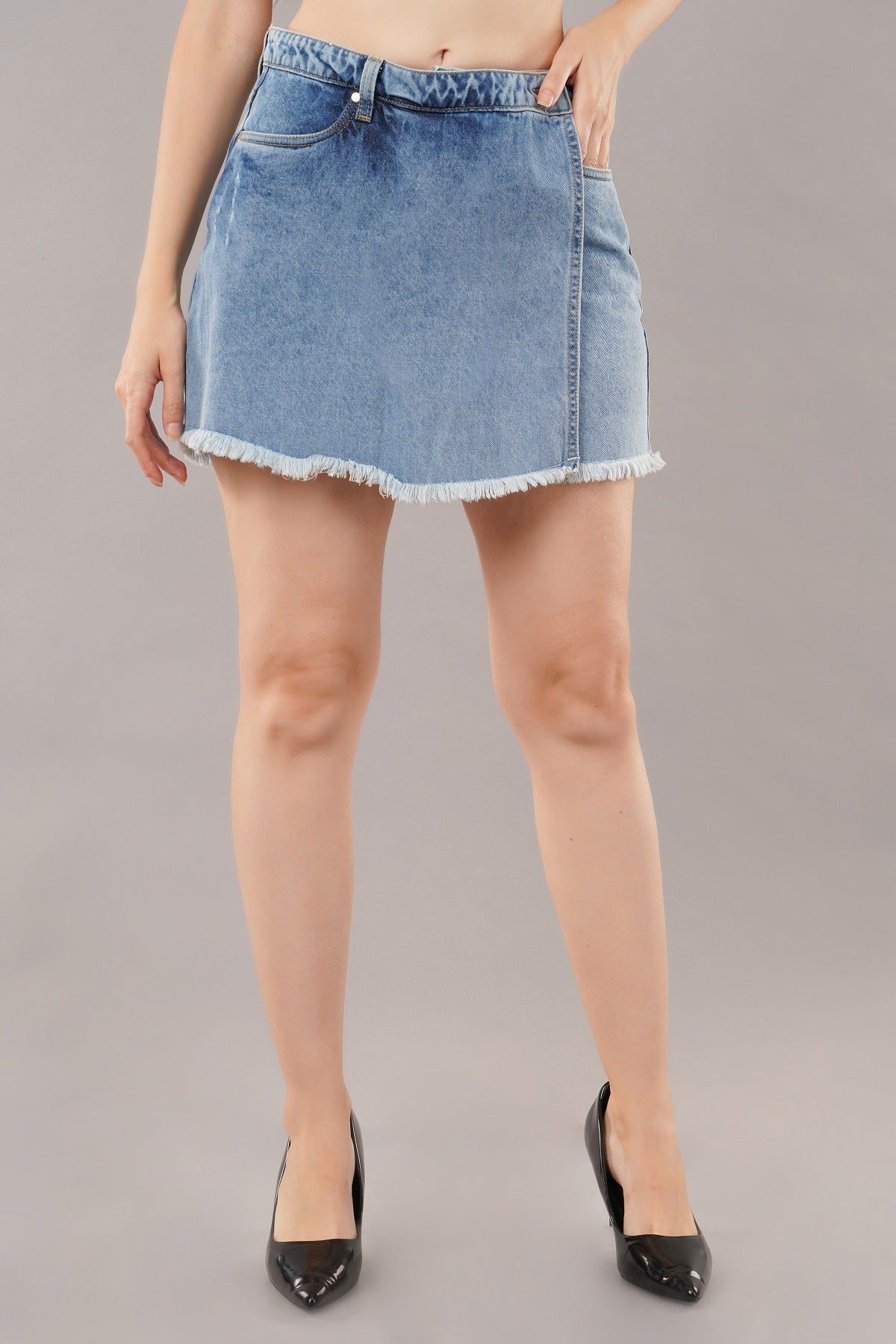 WOMEN MID BLUE DENIM SKORT