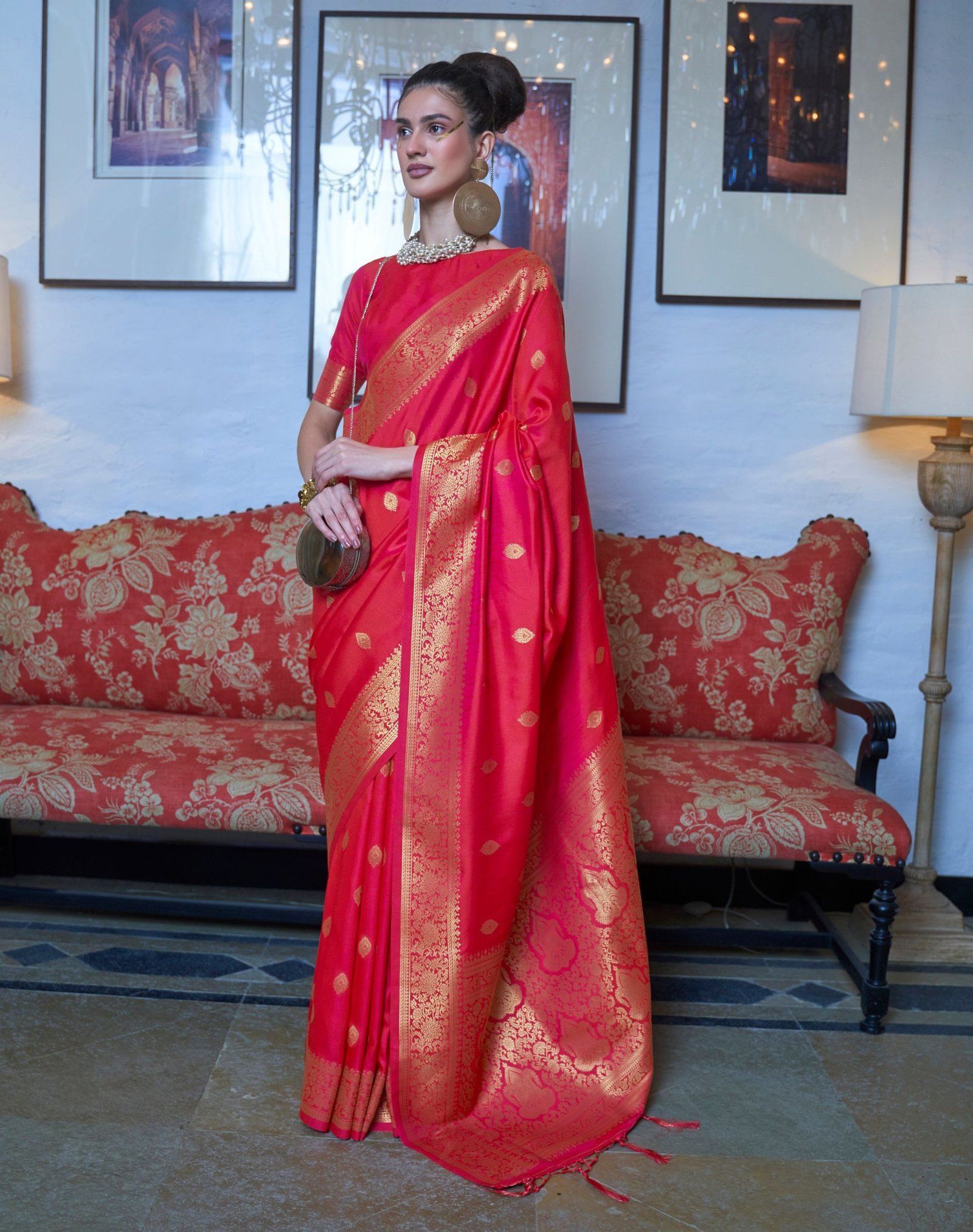 Pink Color Weaving Kanjeevaram Silk Saree With Tassal Pallu And Blouse Piece