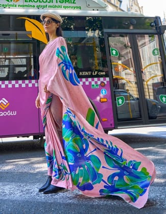 Peach Color Crepe Printed Saree And Blouse Piece