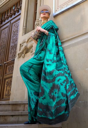 Turquoise Color Crepe Printed Saree And Blouse Piece