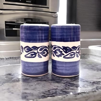 STOREPEDIA Ceramic Salt and Pepper Shaker, Handcrafted Dispenser Container Set Spice Jar for Kitchen Dining Table Top Accessories Decorative Items Storage, Refillable Bottle Set of 2