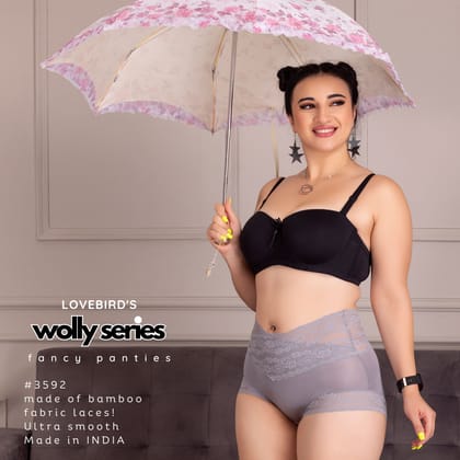 P3592 Bamboo Fabric Lacy Soft & Comfortable Panty