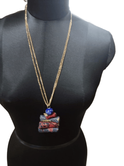 Timeless Treasures Neckpiece