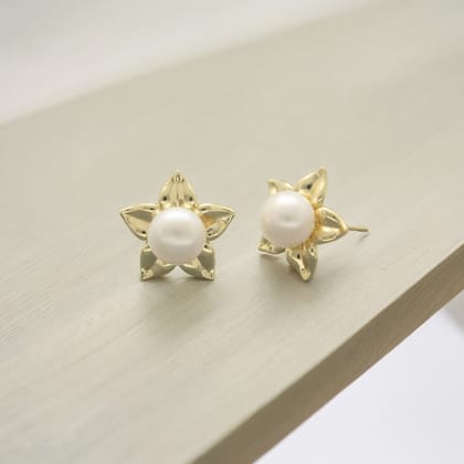 Sri Jagdamba Pearls Shinning Star Pearl Earrings