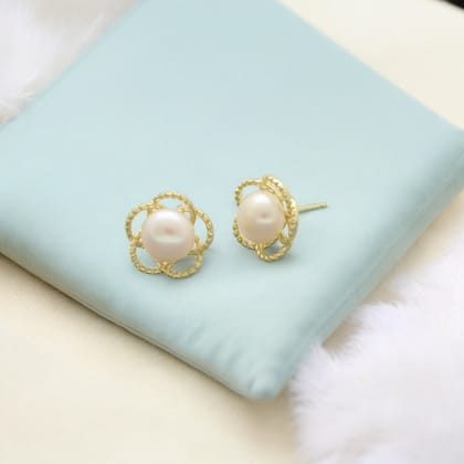 Sri Jagdamba Pearls Exquisite Pearl Earrings