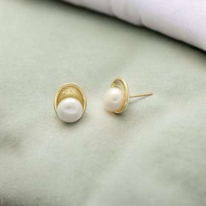 Sri Jagdamba Pearls Charm Pearl Earrings