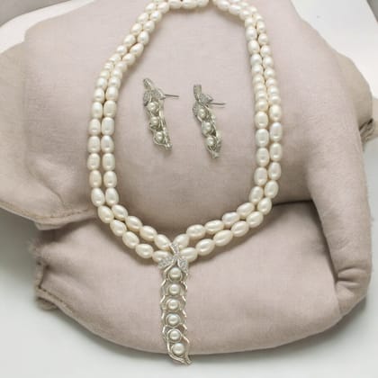 Sri Jagdamba Pearls Dual Line Iconic Pearl Necklace Set