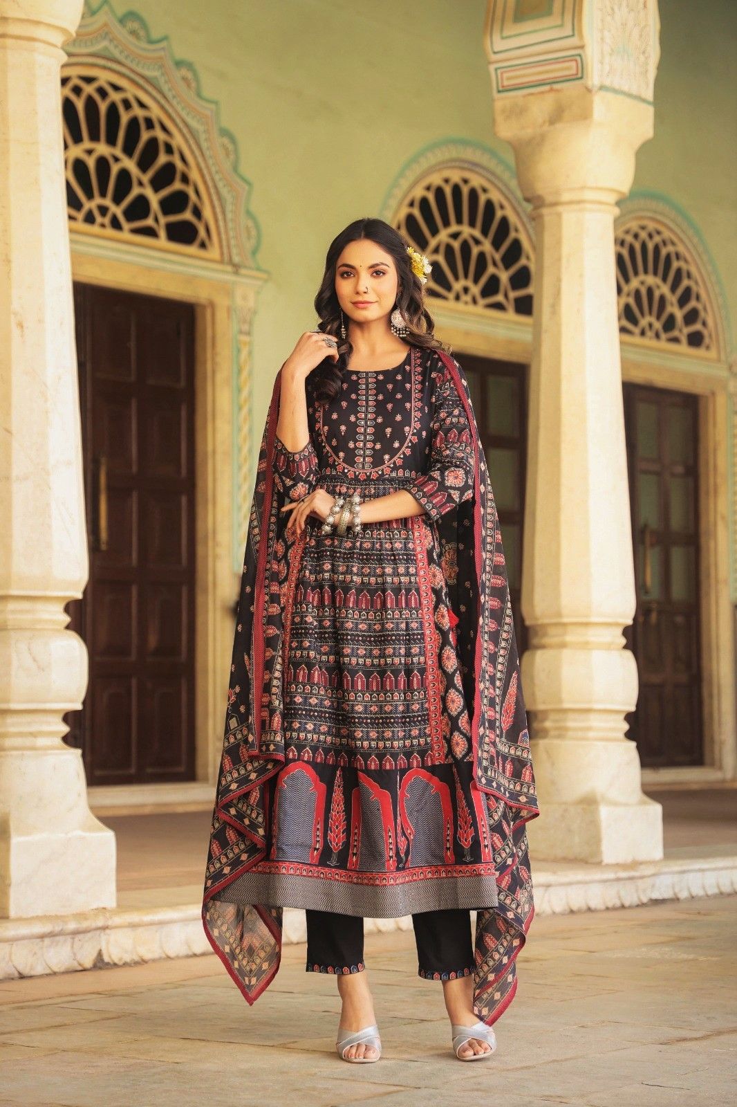 Women's Black Printed Cotton Kurta with straight Pants and Dupatta Set