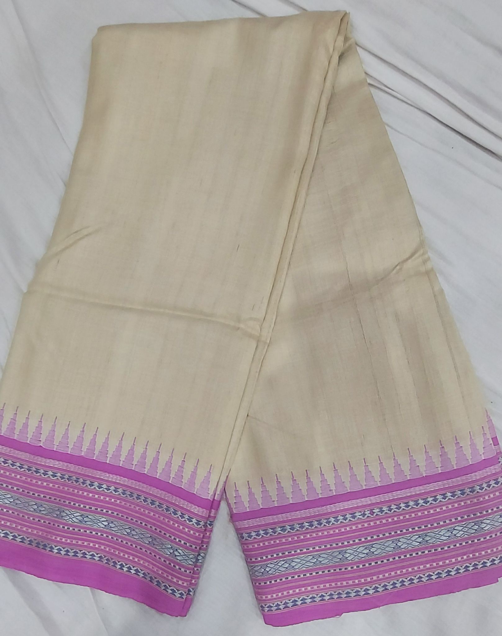 Tussar Karavti Kinar Saree