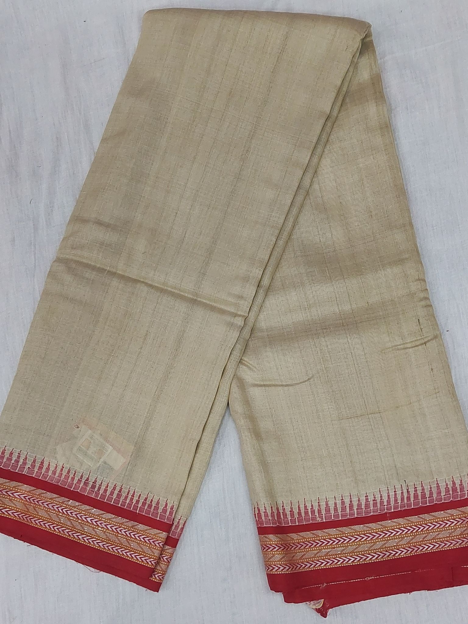 Tussar Karvati Kinar Plain Saree