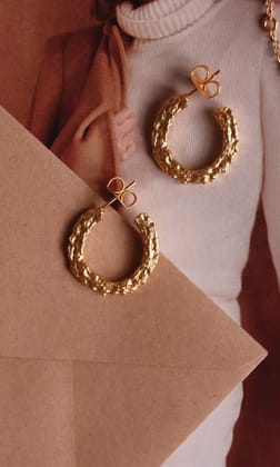 Luna Small Hoops