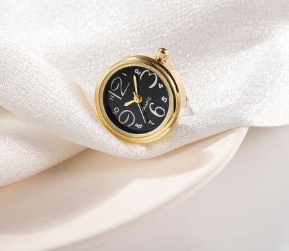 YAKH Chic Designer Black Dial Ring Watch