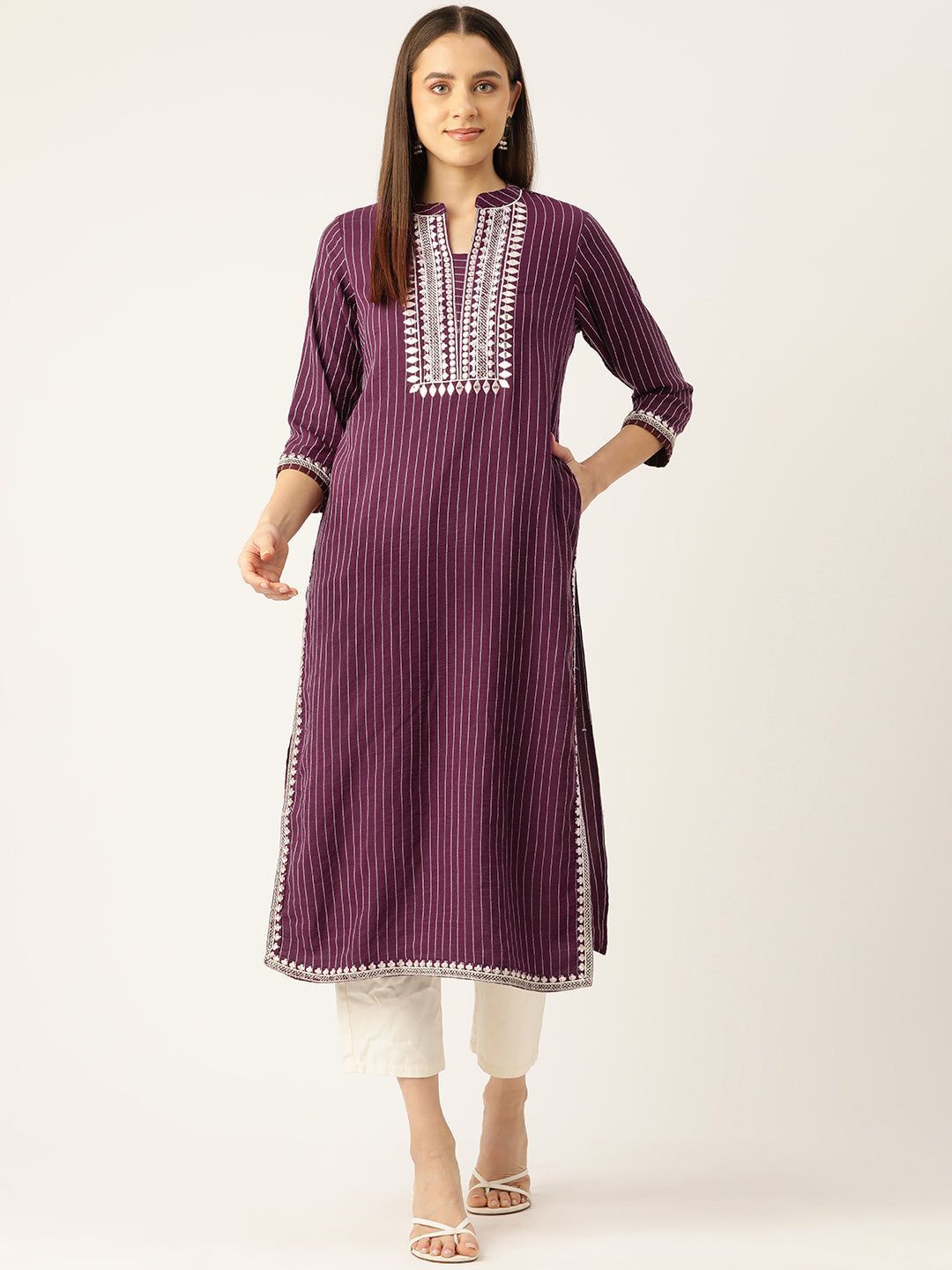 Women Geometric Yoke Design Kurta