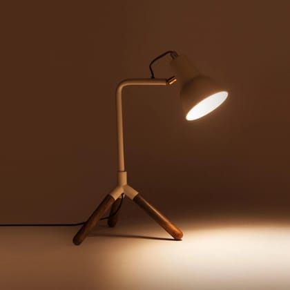 OONA BSNT LEANER STUDY LAMP TEAK WOOD