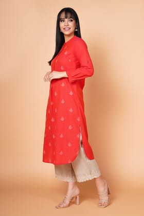 Deep Coral Embroidered Round Hem Kurta+