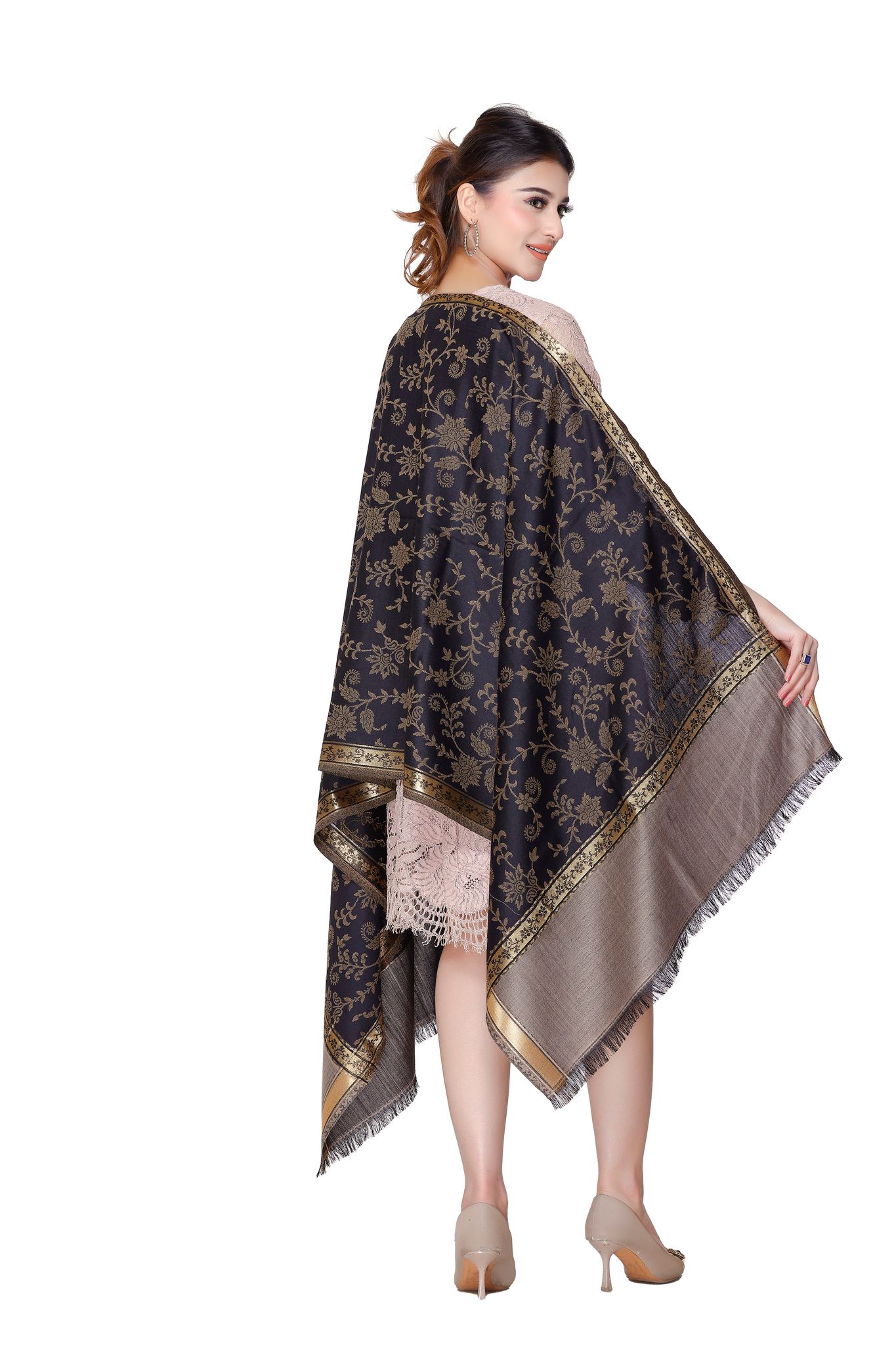 WOMEN'S JACQUARD SHAWLS (BLACK)