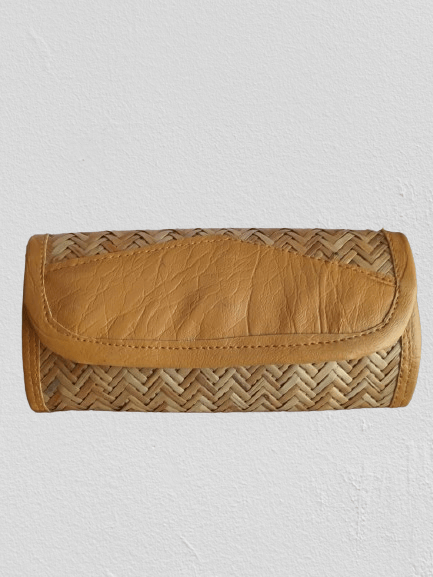 HANDMADE BAMBOO CLUTCH PURSE