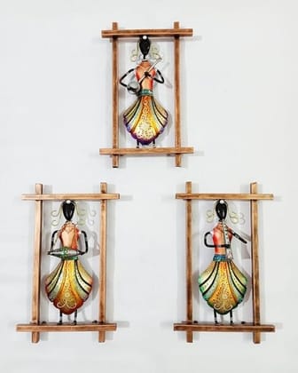 CHANDRA Craft House Wall Hanging Decorative Musicians Iron Metal Panjabi Doll Musicians Set of 3