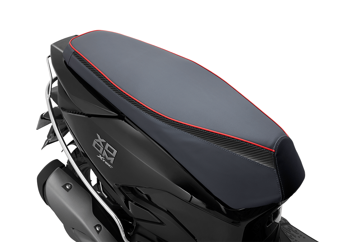 HERO GENUINE SEAT COVER CARBON BLK STRIPE - XOOM -99631AAWD00S