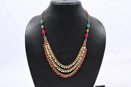 SONCHIRAIYA NECK PIECE(THREE STEP CHAIN)