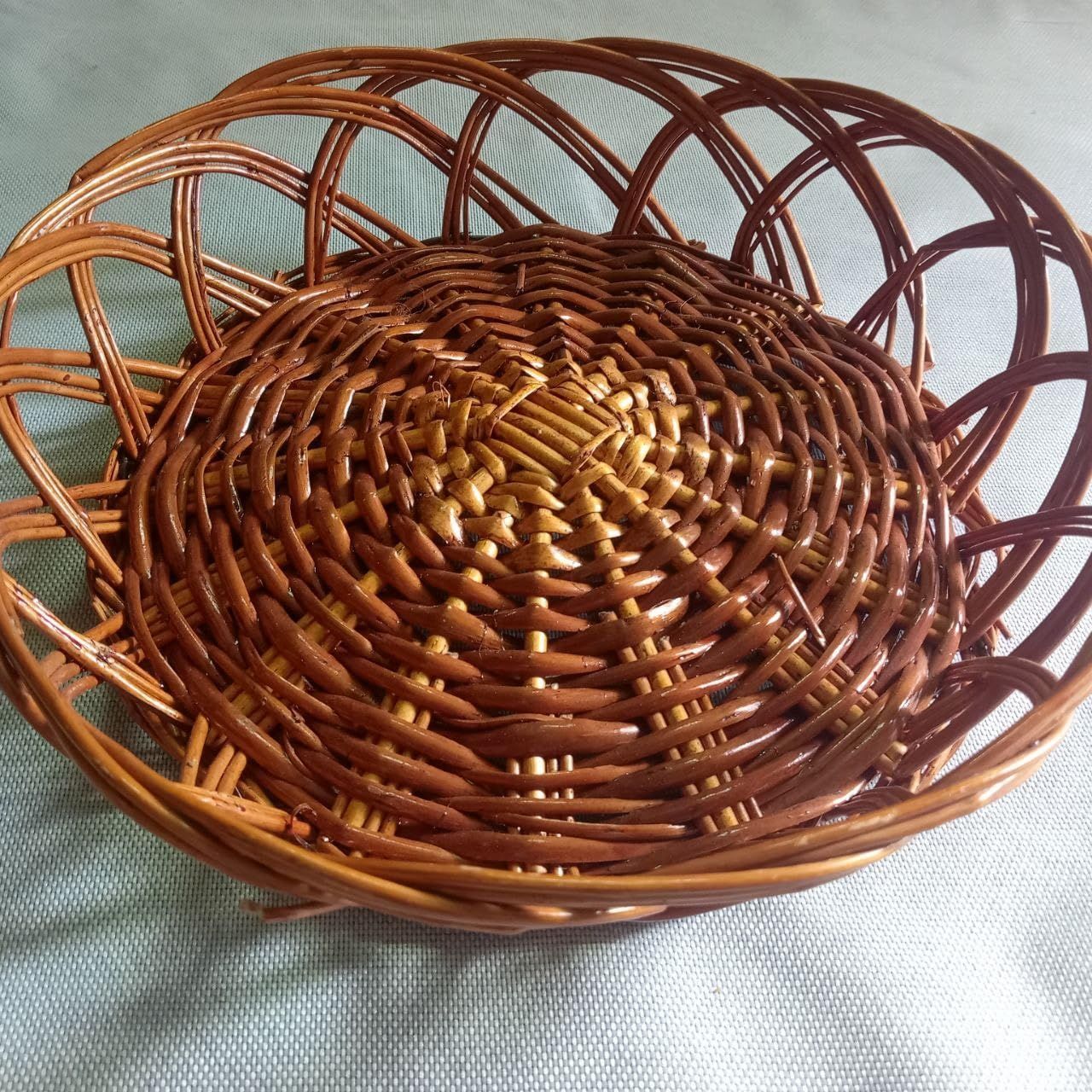  Handmade Wicker Rattan Fruit Vegetable Bread Storage Basket