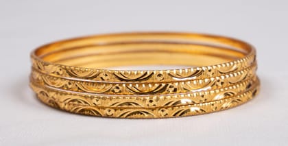 SONCHIRAIYA AP MEPMA SPIRAL BANGLES