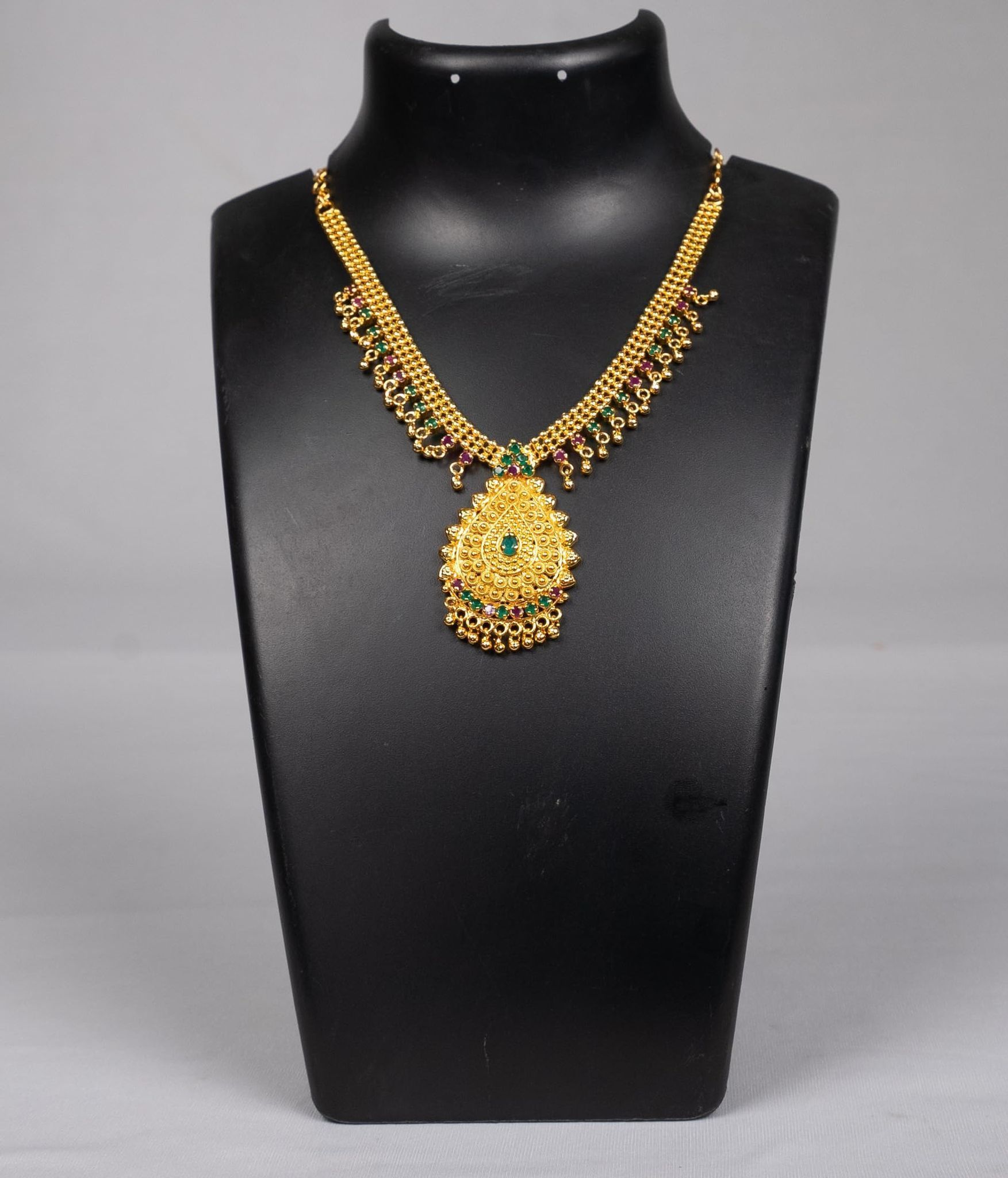 SONCHIRAIYA AP MEPMA NECKLACE